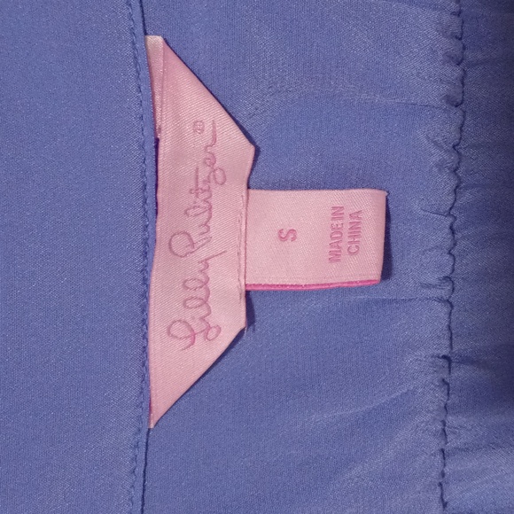 💙HTF Lilly Pulitzer💙 - Silk Port Top - Picture 3 of 12